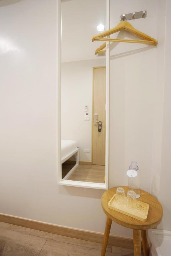 Yakthai Poshtel Bangkok Dış mekan fotoğraf
